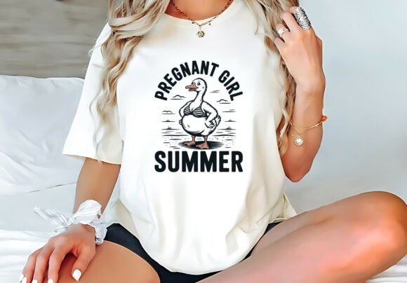 Quack Up Your Audience: The Funny Goose Mom Summer Design